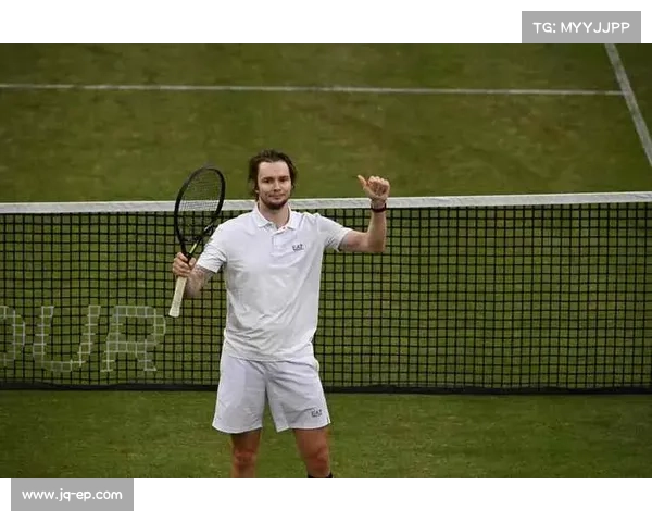 ATP男子职业网球巡回赛全球顶尖选手激烈对决竞技风采盛宴